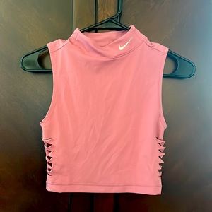 Nike Tank w cut- out sides